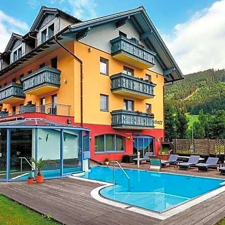 호텔 Alpinhotel Maistatt 4*